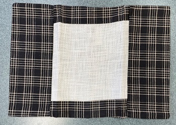 Button Pillow 10ct Beige / Black Plaid