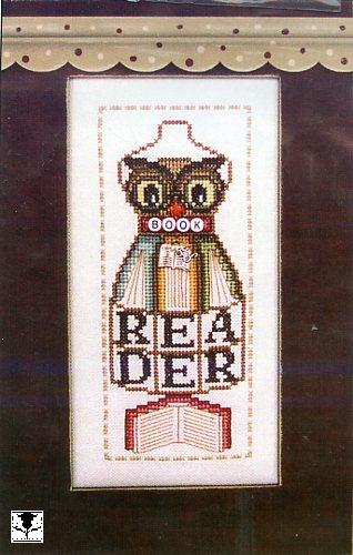 Dress Form: Book Reader