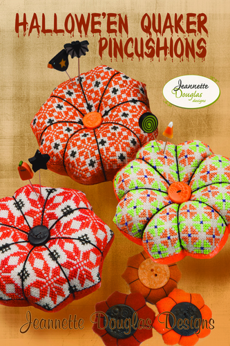 Hallowe'en Quaker Pincushions