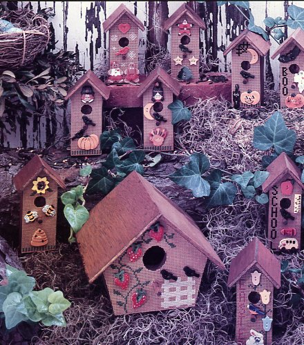 Holiday Birdhousing