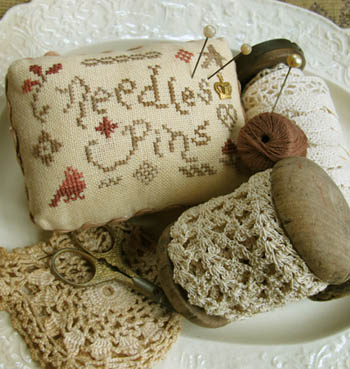 Needles & Pins Pin Cushion