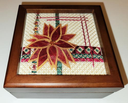 Poinsettia Box
