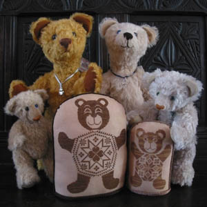 Quaker Teddy Bears