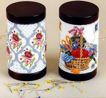 Rose Vertical / Sewing Pincushion