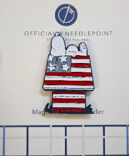 Snoopy on Patriotic House Needleminder