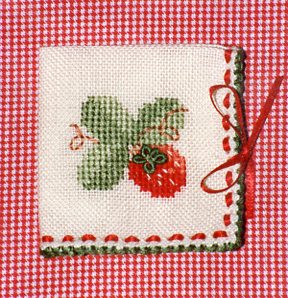 Sweet Strawberry Needlecase