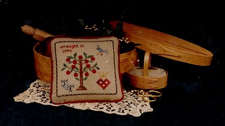 The Apple Tree Pincushion