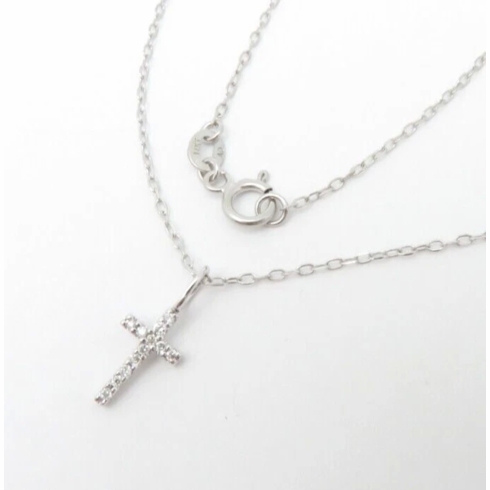 CROSS NATURAL DIAMOND SMALL PENDANT NECKLACE. VS2-SI1 .05CT 14K SOLID WHITE GOLD