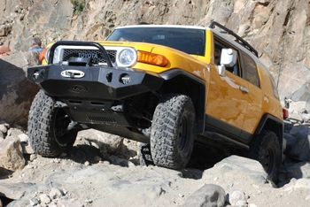 FJ Cruiser Trail Series Front Bumper 07-2014
