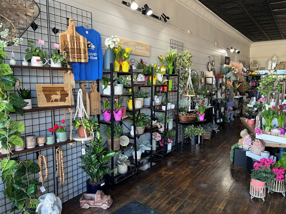 Hometown Florals, Lake Park, IA