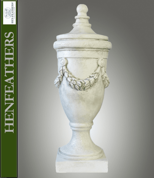 Arezzo Finial Urn with Lid {USA}n