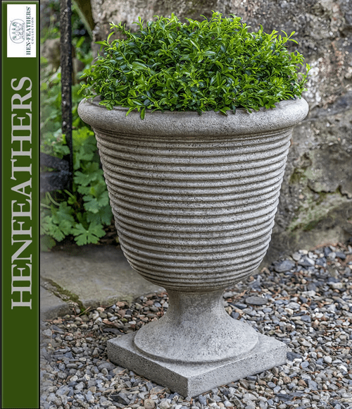 Ribbed Terrace Urn