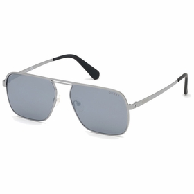 Guess 529902  Mens  Sunglasses