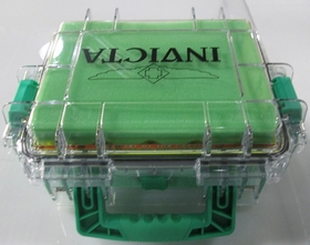 Invicta Collectors Box Transparent 3-Slot Dive Case DC3PCGRN