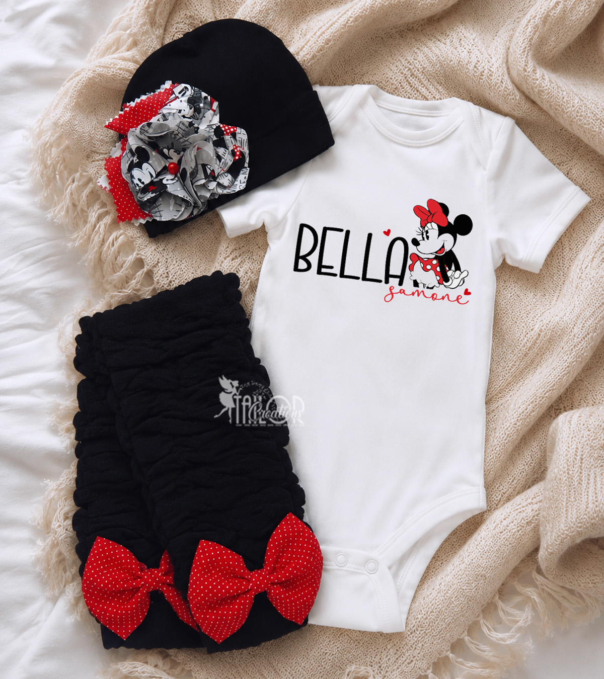 Retro Minnie Mouse Baby Girl Outfit Gift Box Set - Disney Baby Shower Gift Ideas