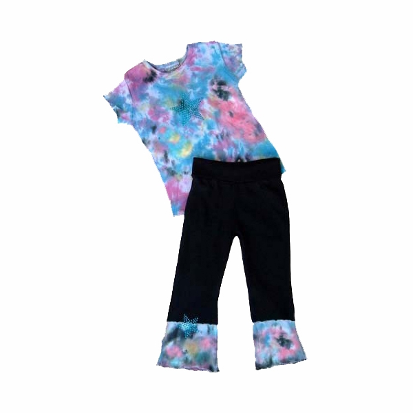 Multi-Color Top With Black Pants - Girls Outfits