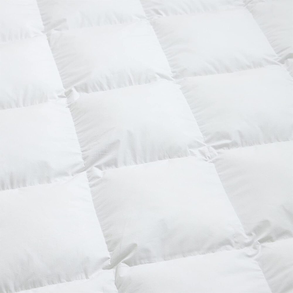 LUXURIOUS KING / CALIFORNIA KING Size Siberian GOOSE DOWN Comforter