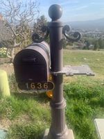 Federal Pointe Single Mailbox and Post