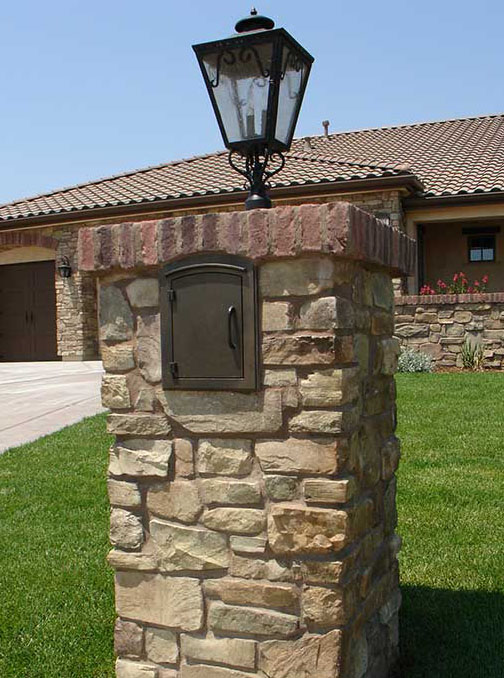 Manchester Column Mailbox Insert