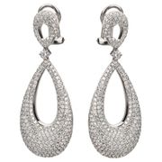 18KW DIAMOND HANGING EARRINGS