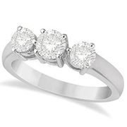Diamond 3 stones ring