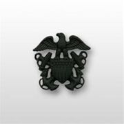 Navy Cap Device - Officer Black Metal   3045400