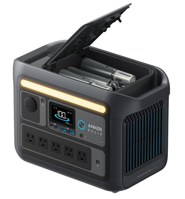 Anker SOLIX C800X Portable Power Station - With Anker 200W Solar Panel