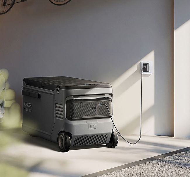 Anker Solix EverFrost 2 Powered Cooler 58L