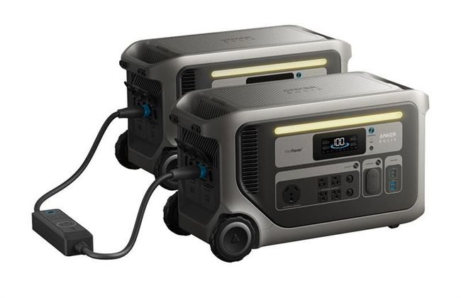 Anker SOLIX F3000 Dual Power Station Kit - 6144Wh Total Capacity - Includes Double Voltage Hub