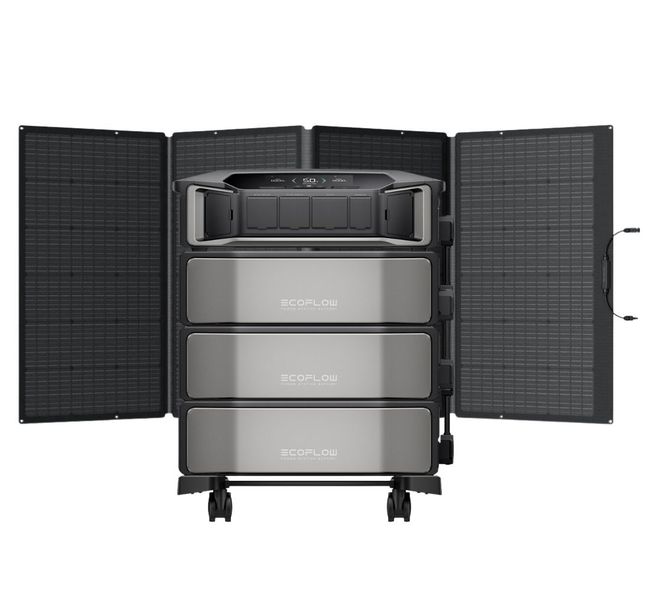 Ecoflow Delta Pro Ultra Powerstation with 3x Expansion Batteries and the Ecoflow Foldable 400W Solar Panel