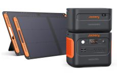 Jackery Explorer 1000 Plus Solar Generator Expansion Kit