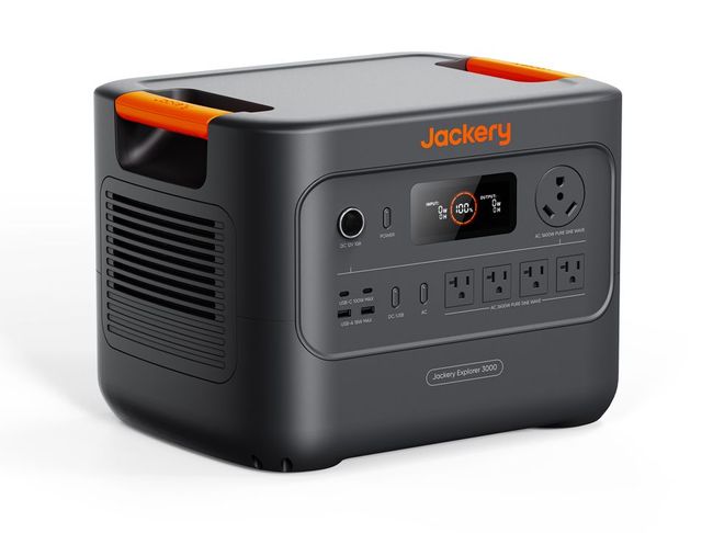 Jackery Explorer 3000 V2 Solar Generator - Includes 2x 200W Solar