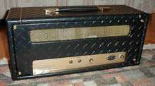 Amp Covered In Diamond Plate Tonneau Tex (Black)
